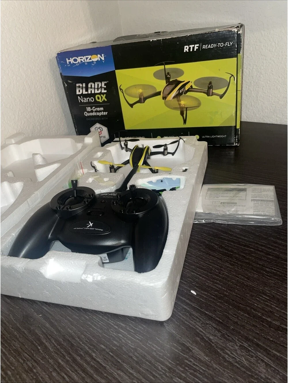 Vintage Horizon Hobby Blade Nano QX 18-Gram Quadcopter w/ remote RTF